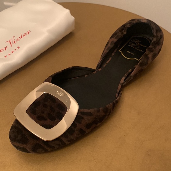 Roger Vivier Animal Print Flats - Picture 2 of 7